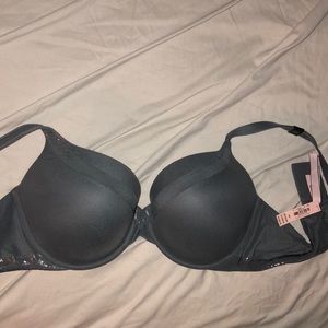 Body by Victoria secret bra
